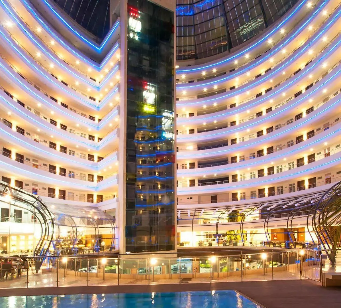 Hotel Spiwak Chipichape Cali 5*,
